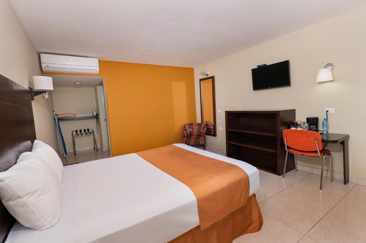 El Camino Hotel & Suites Эройка-Каборка Экстерьер фото