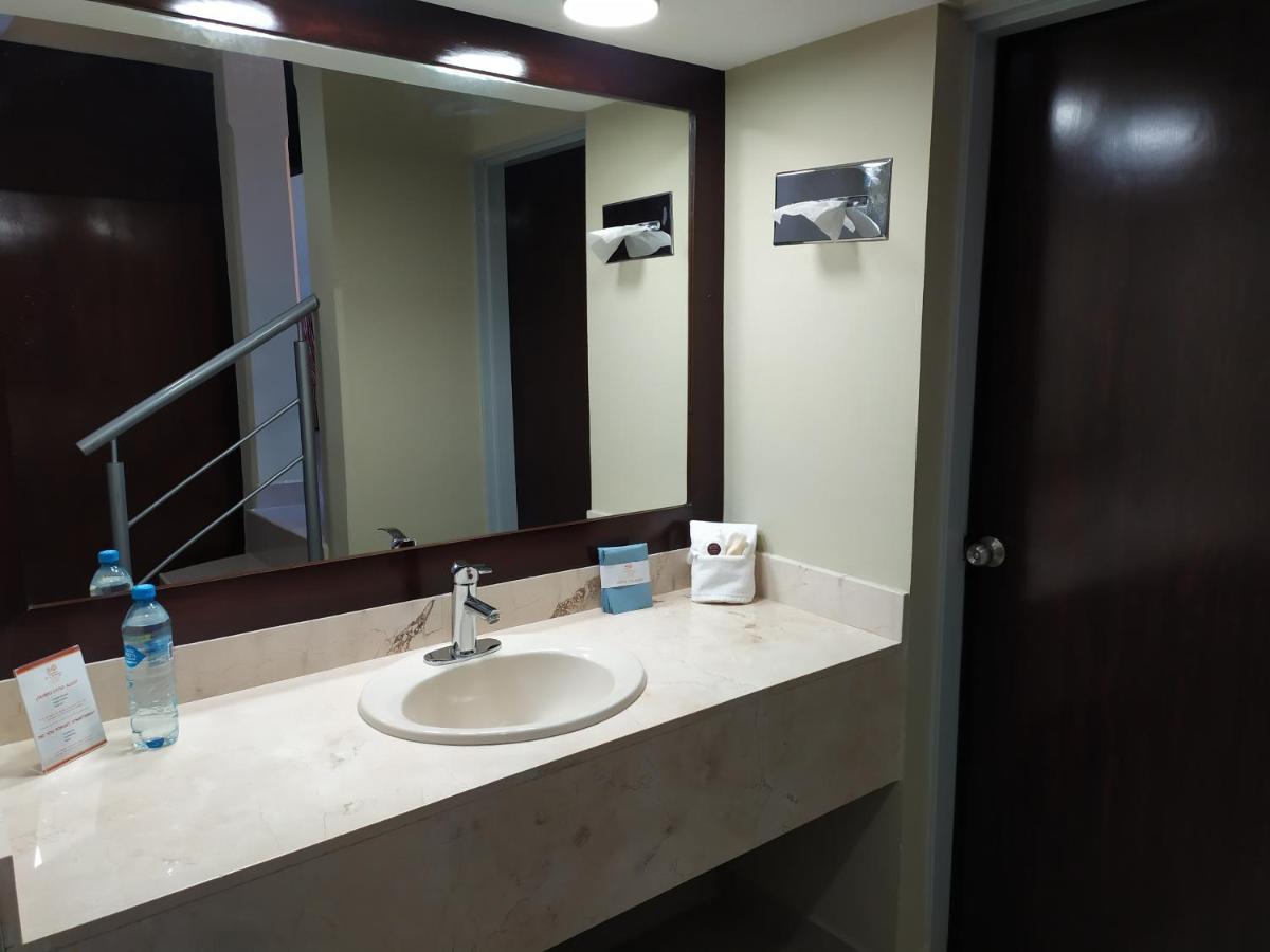 El Camino Hotel & Suites Эройка-Каборка Экстерьер фото